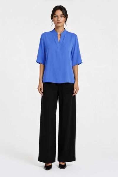 Mela Purdie – Placket Plaza F67 8991 – Lagoon