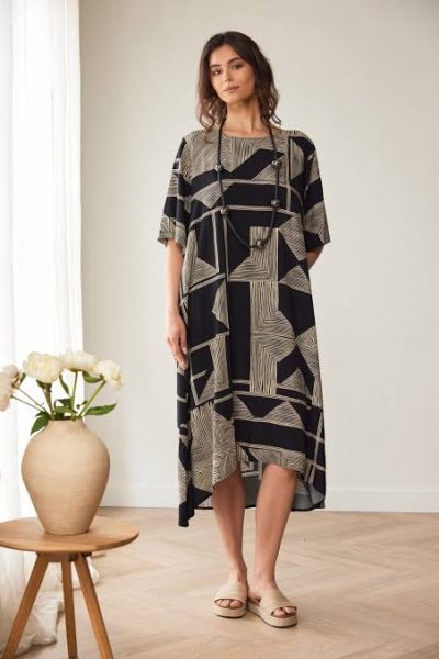 Peruzzi - Geo  Print Dress S26520 Black/Vanilla